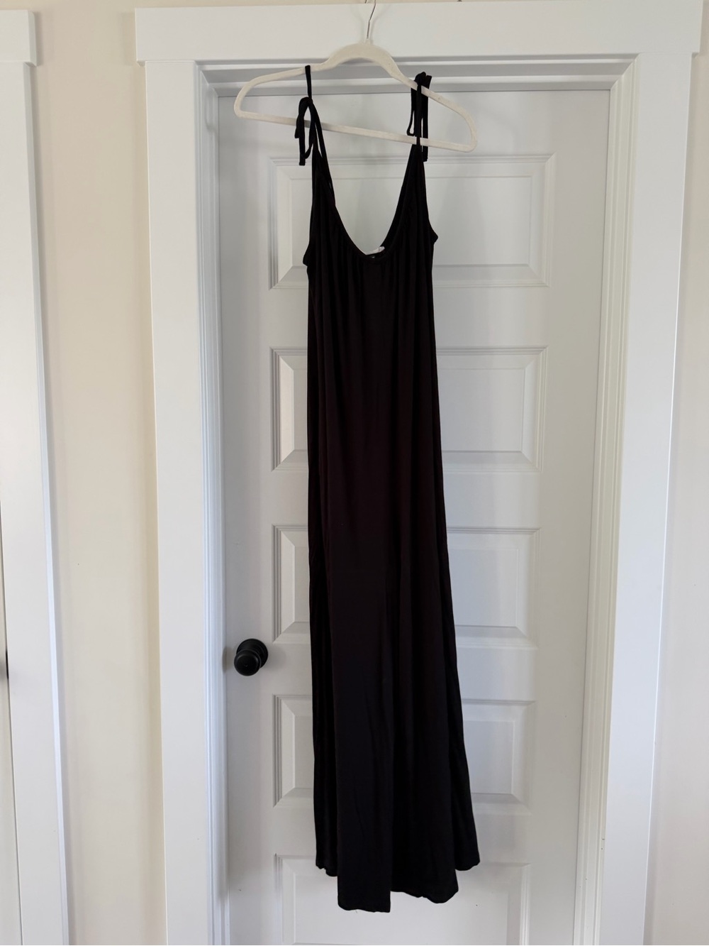 TALULAH Black Tie-Shoulder Maxi Dress